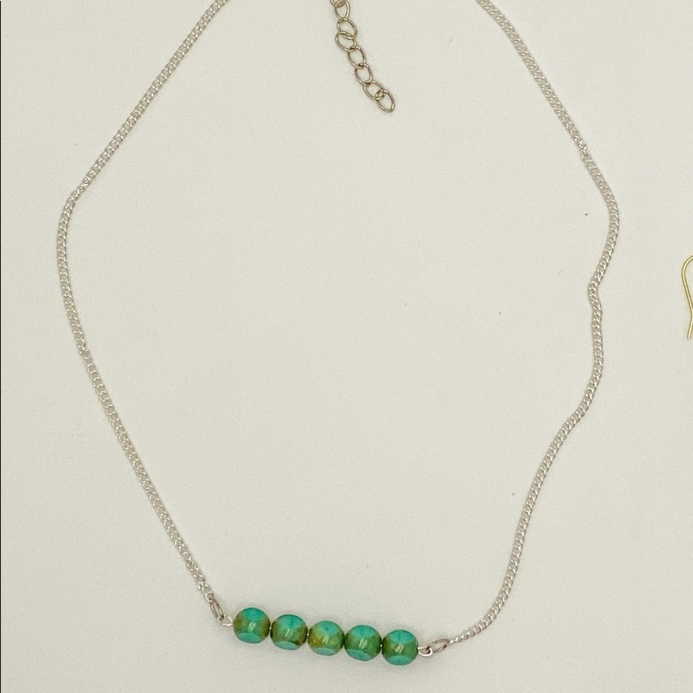 Turquoise beaded necklace